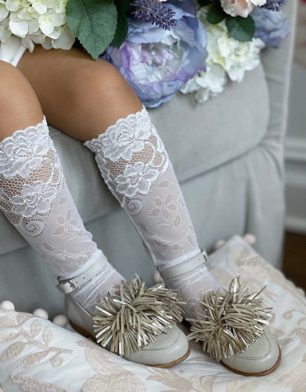 Lace white soaks ( delivery 4 days )