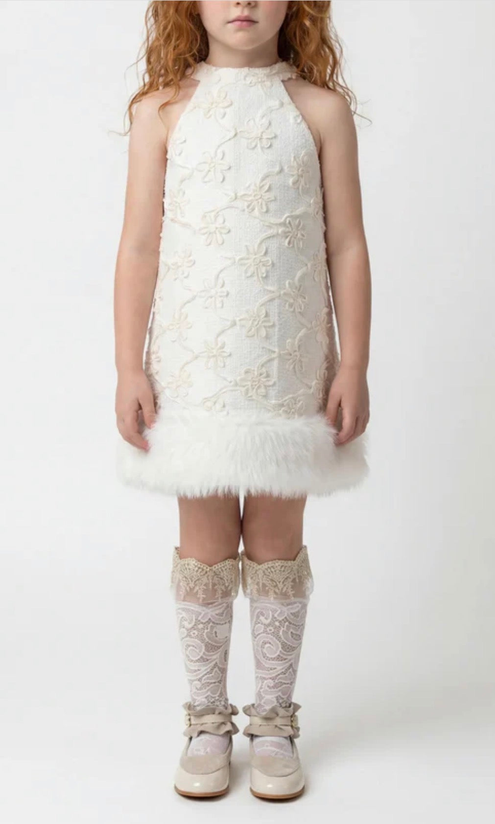 Lace gold white soaks ( delivery 4 days )