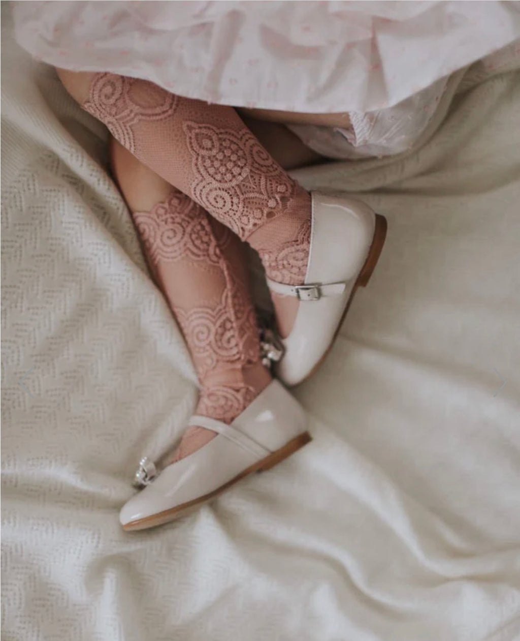 Lace pink lace soaks ( delivery 4 days)